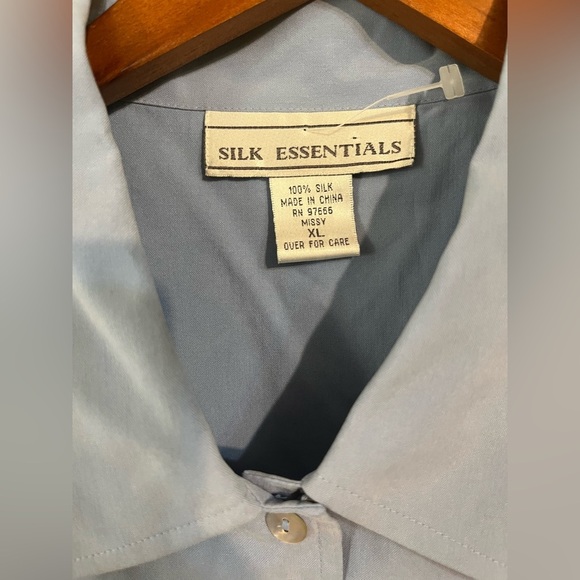Silk Essentials Blue Short Sleeve Women's Top 100% Silk Vintage Y2K Size XL NWT - Picture 4 of 9